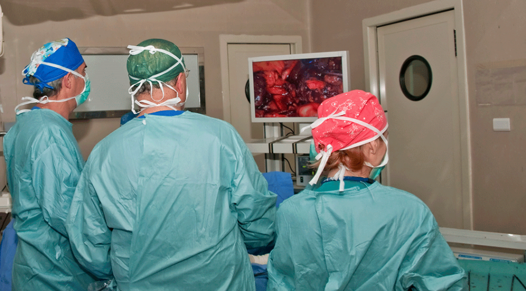 As vantagens da cirurgia videolaparoscópica para cistos renais